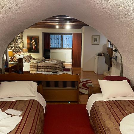 Guesthouse Stemnitsa Bagian luar foto