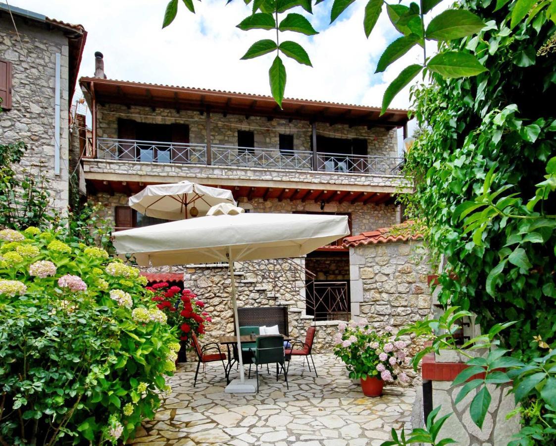 Guesthouse Stemnitsa Bagian luar foto